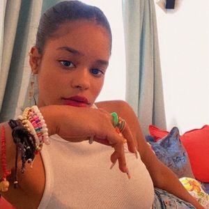 Meet your Posher, Sherli